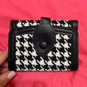 Houndstooth snap fold wallet